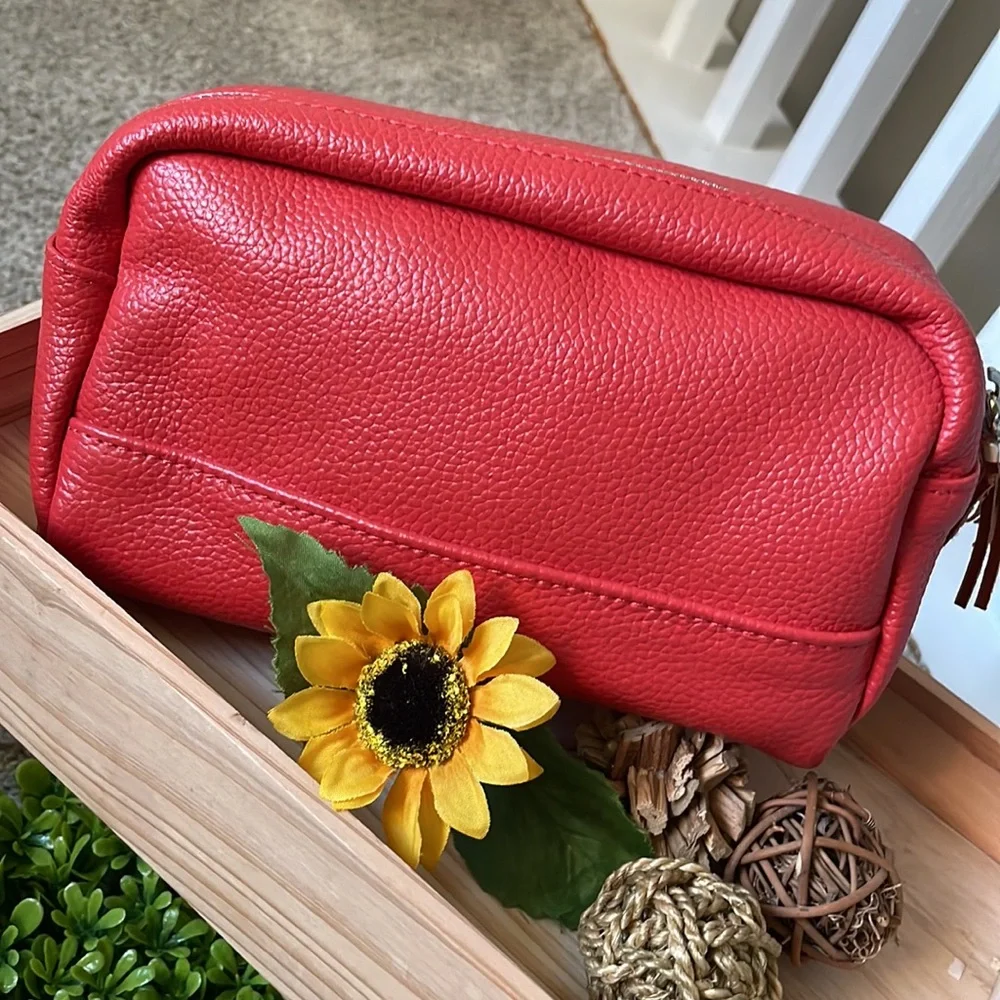 Share Oils Cosmetic Bag - Picture 4 of 11